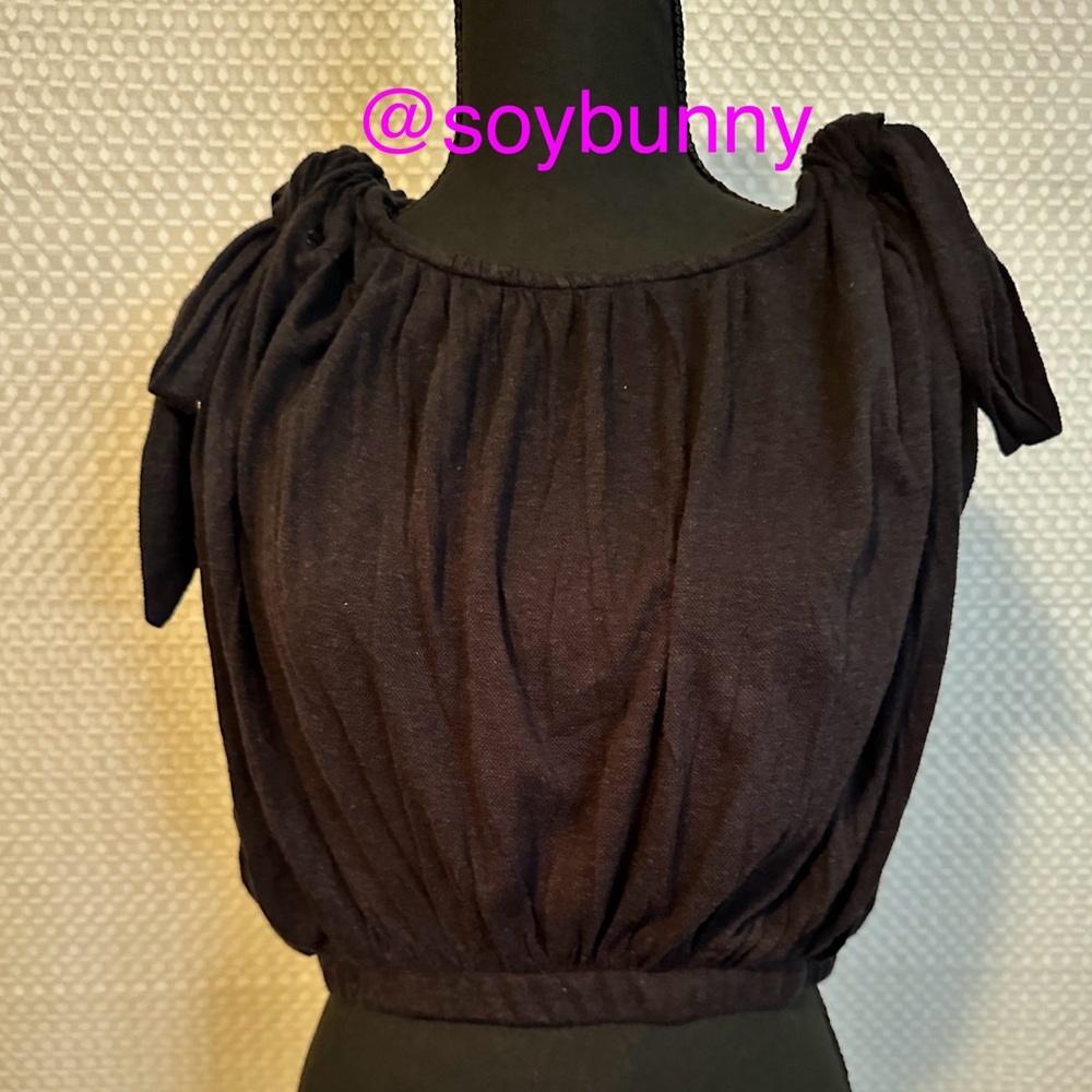 🐰 NWT Free People Paola Top (Black; Sz. Medium)